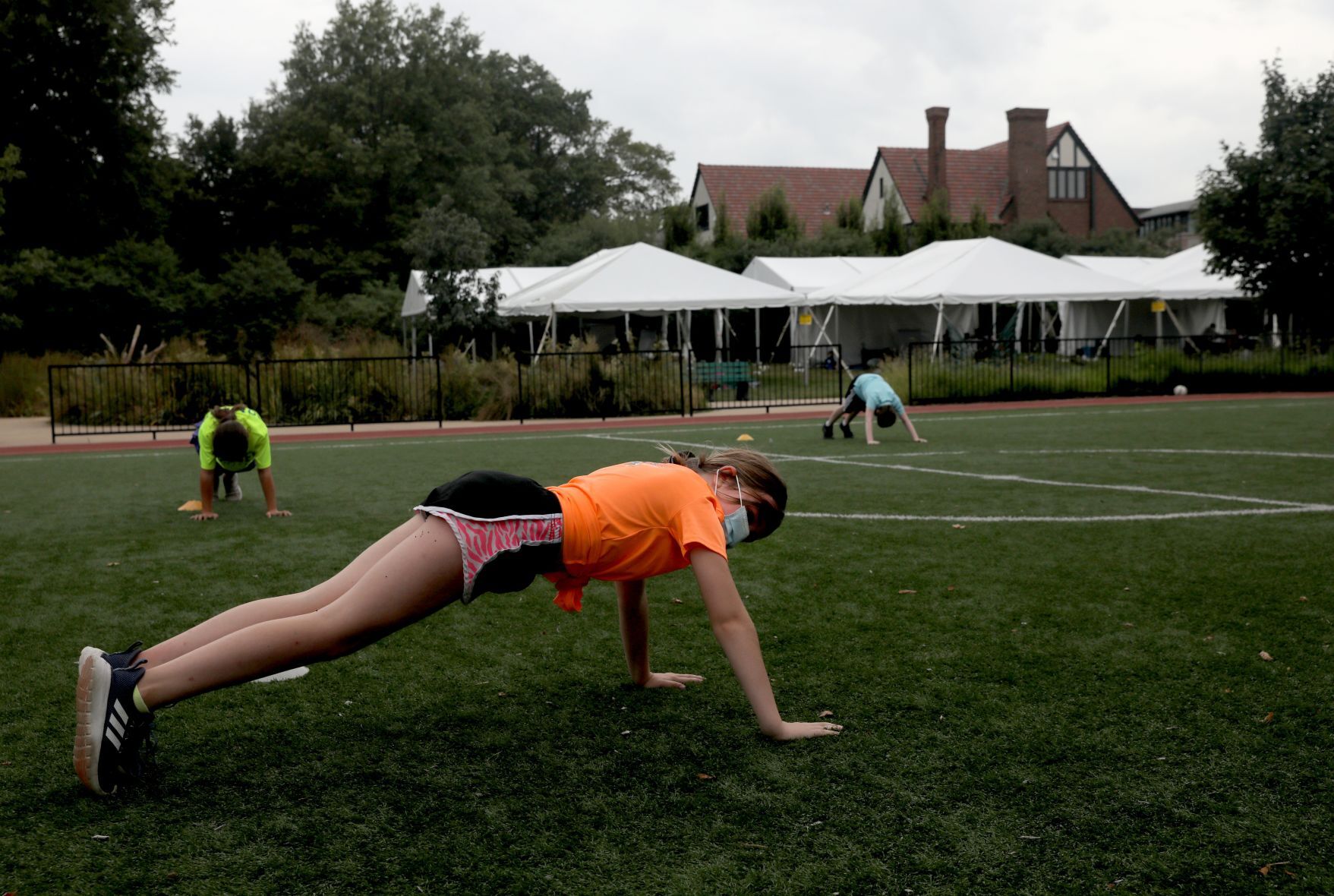 Forsyth School creates outdoor classrooms during coronavirus pandemic